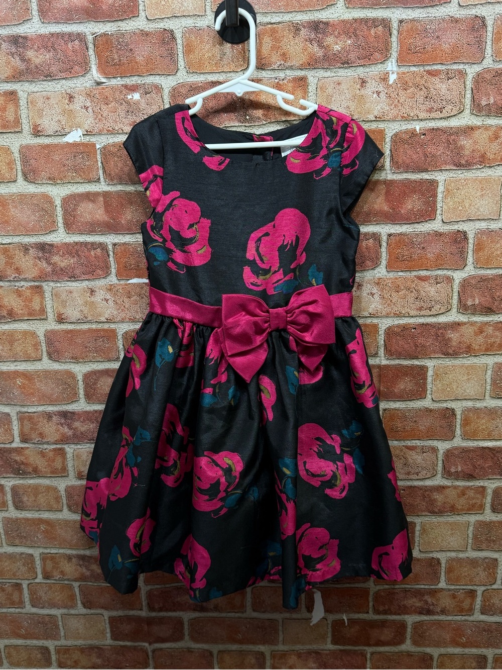 Gymboree girls Black & Fuchsia Floral Print holiday party dress with Satin Bow
